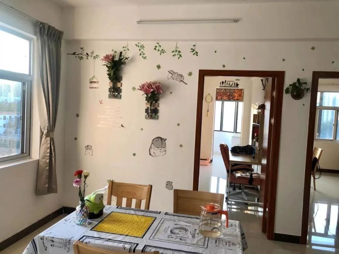 1695549092707818.jpg e37d4f1306193a5d726bda73048020db.jpg