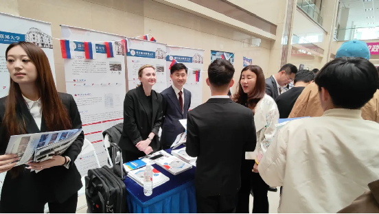 1714370979562267.png 图片4.png