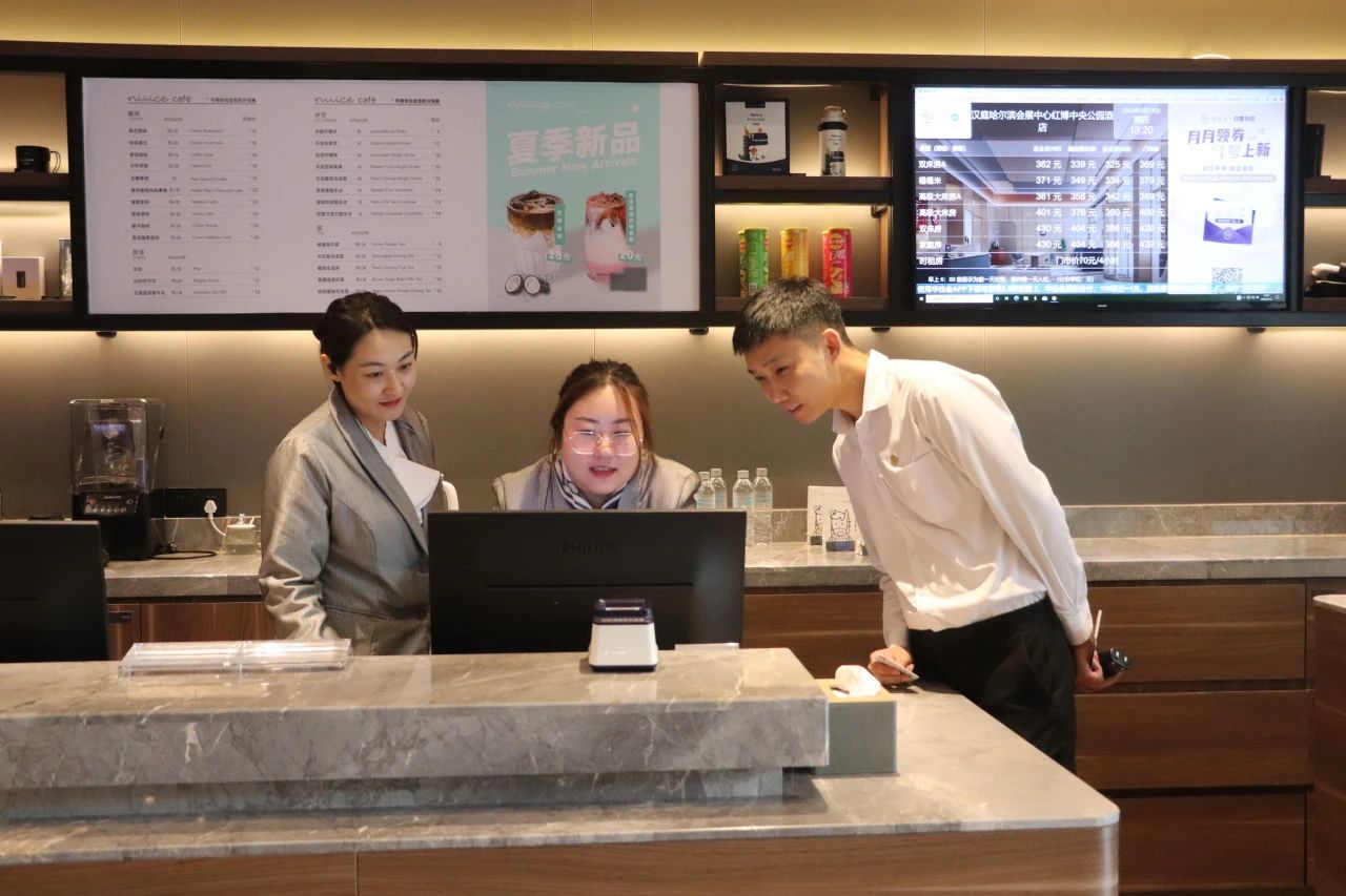 1727246047327512.jpg ef812092777797bb94abaddb37c5344c.jpg