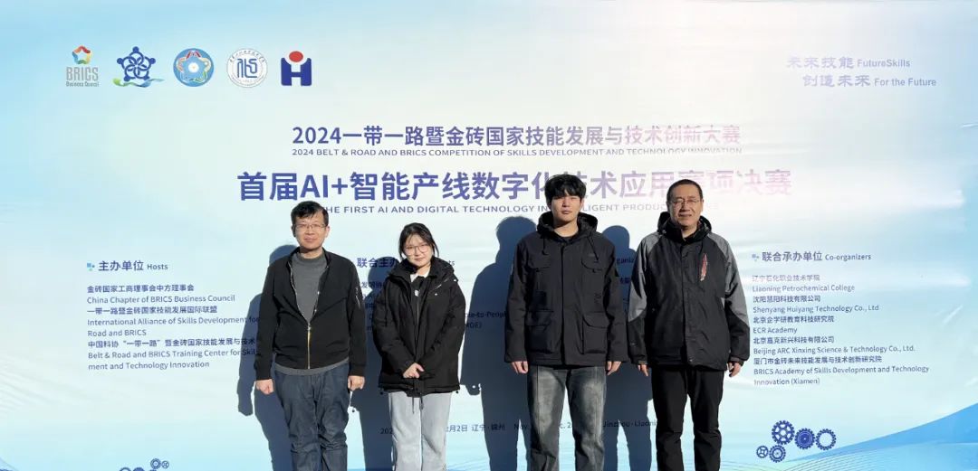 1733704636268596.jpg 91da5ff2fcacca25bf2162672b78fb7f.jpg