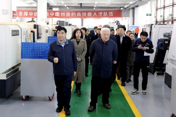 1744702676243073.jpg 2.jpg