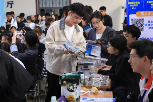 1744764346687975.png image.png