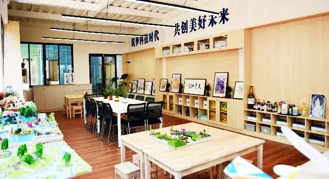 1747053845339698.png 1747053845339698.png