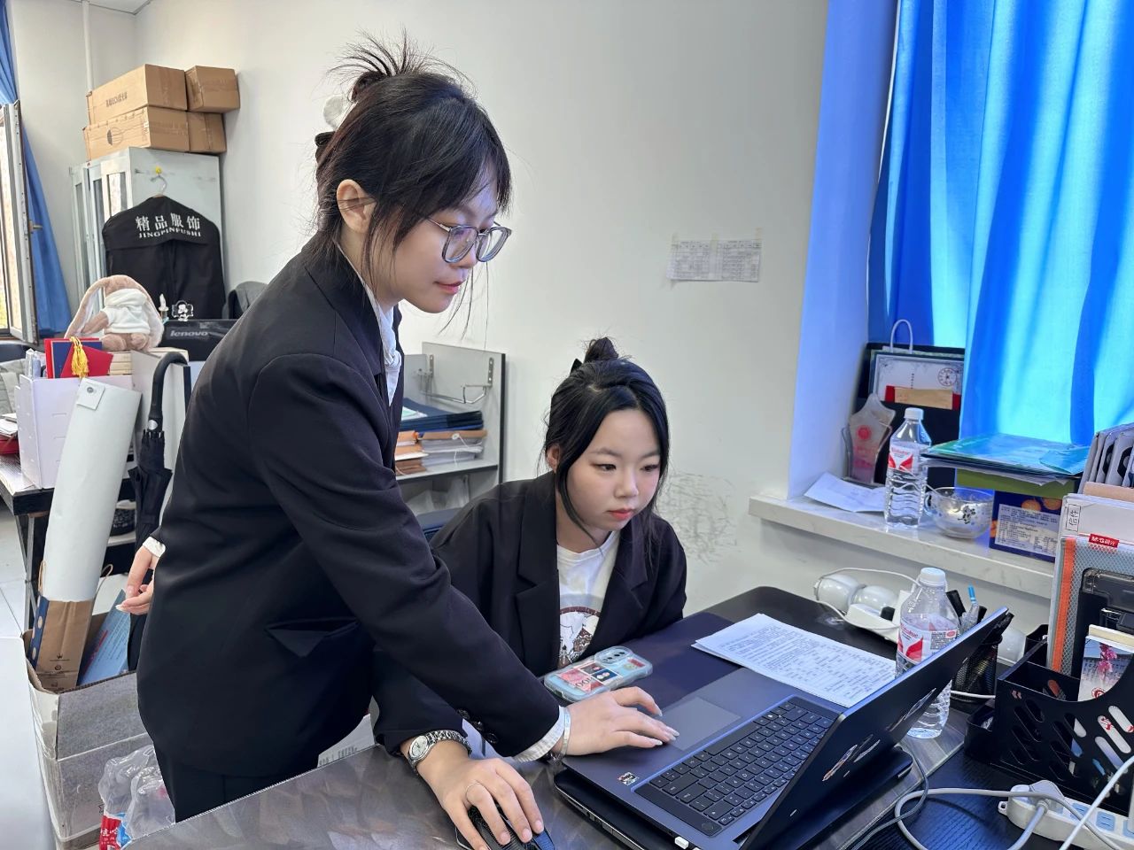 1747270947102810.jpg d547fdaf23a1985f901719085c0ec3e6.jpg