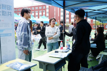 1747376123129398.png image.png