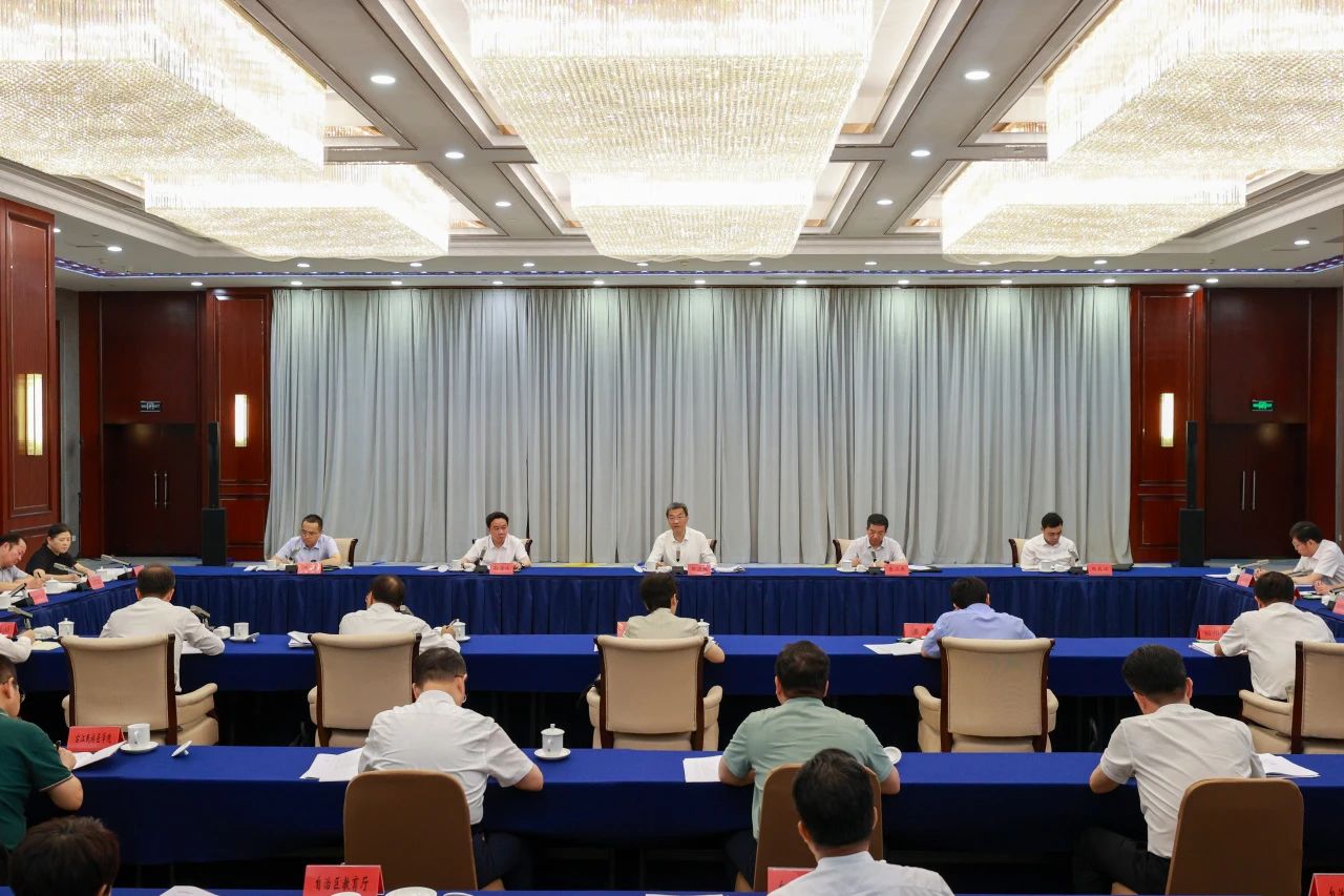 1750918224466790.jpg bf06da673cbf52a8c7540efeda28115c.jpg