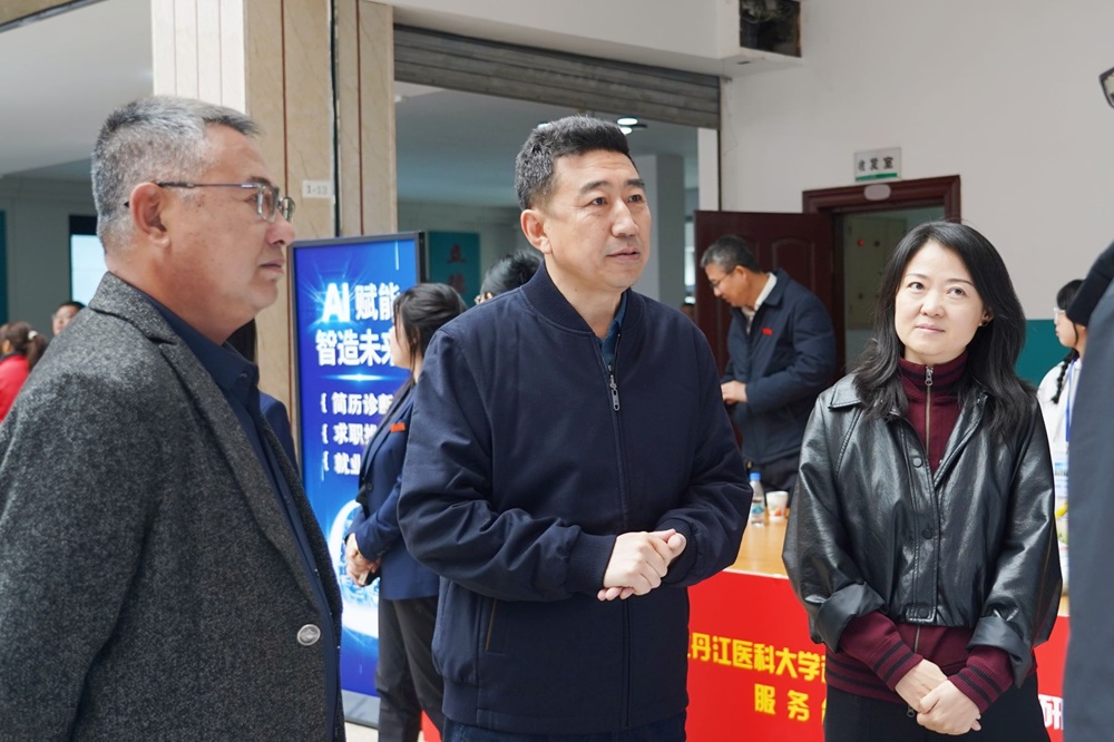 1760696981535610.jpg 4.jpg